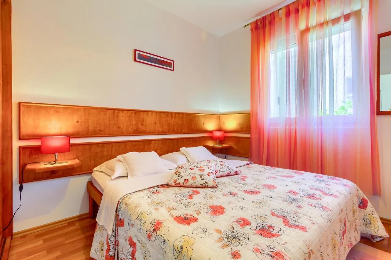 Apartments Meri Trogir