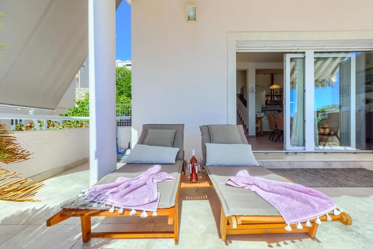 Apartments Meri Trogir 0*,  Croatia
