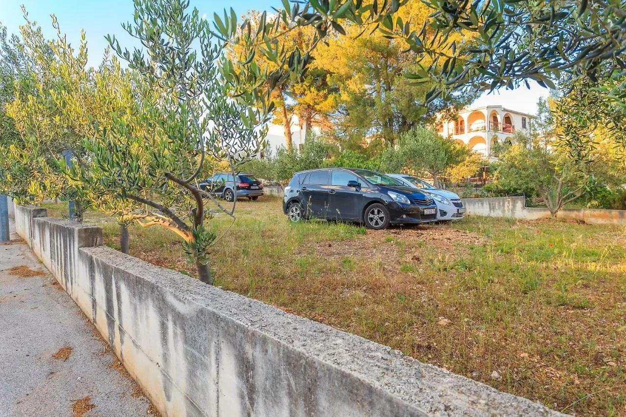 Apartments Meri Trogir